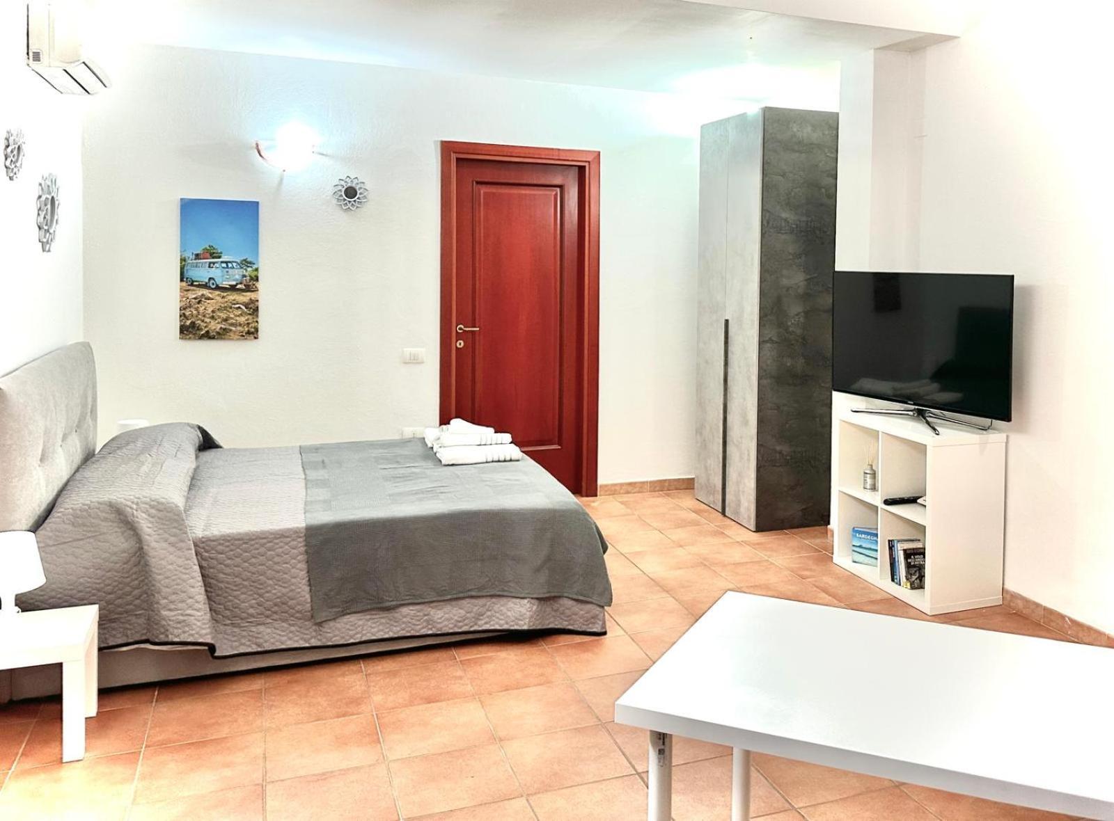 Poetto Beach Apartment Quartu SantʼElena Esterno foto
